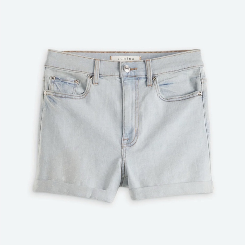 Stylish Light Wash Women's Denim Shorts